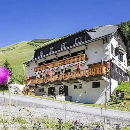 La Sapiniere St Lary Soulan 3*