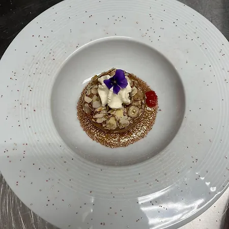 ホテル La Sapiniere St Lary Soulan 3*