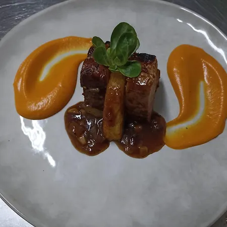 酒店 La Sapiniere 圣拉里苏朗